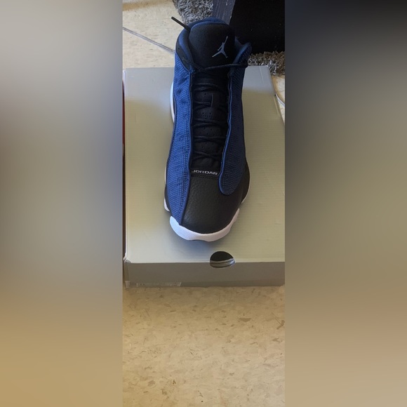 I’m selling 2 pair of shoes both size 11 - Picture 3 of 4